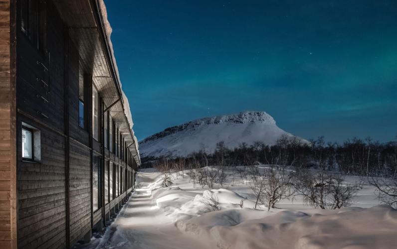 Finnish Lapland: Snowmobile Voyager Short Break