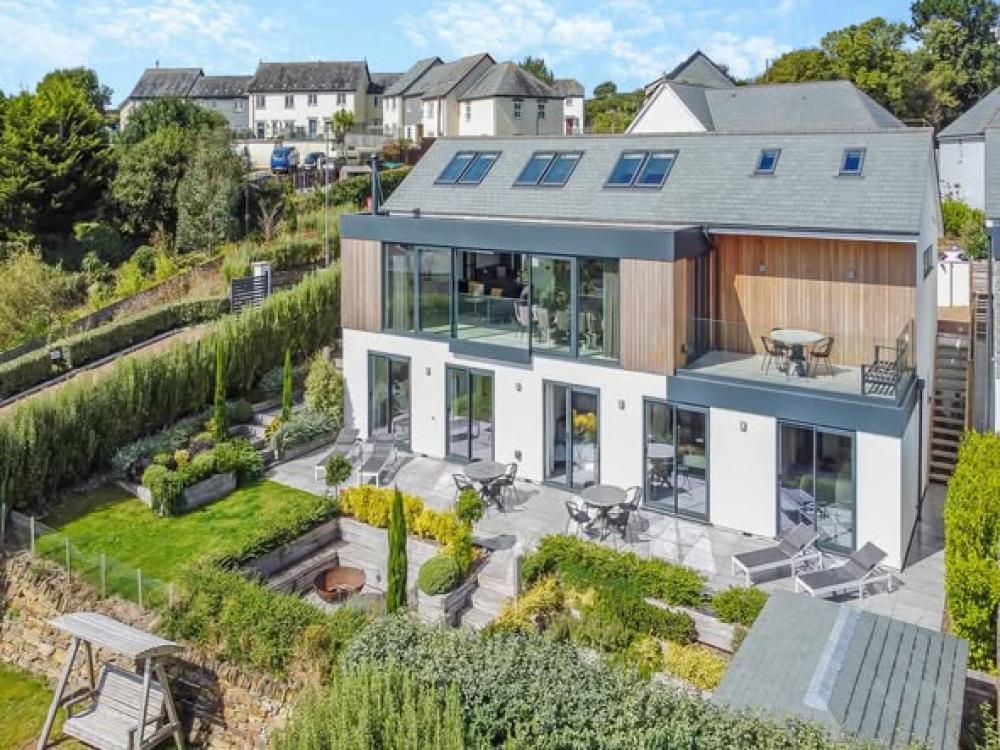 Ultra-Luxury Coastal Retreat in St Mawes