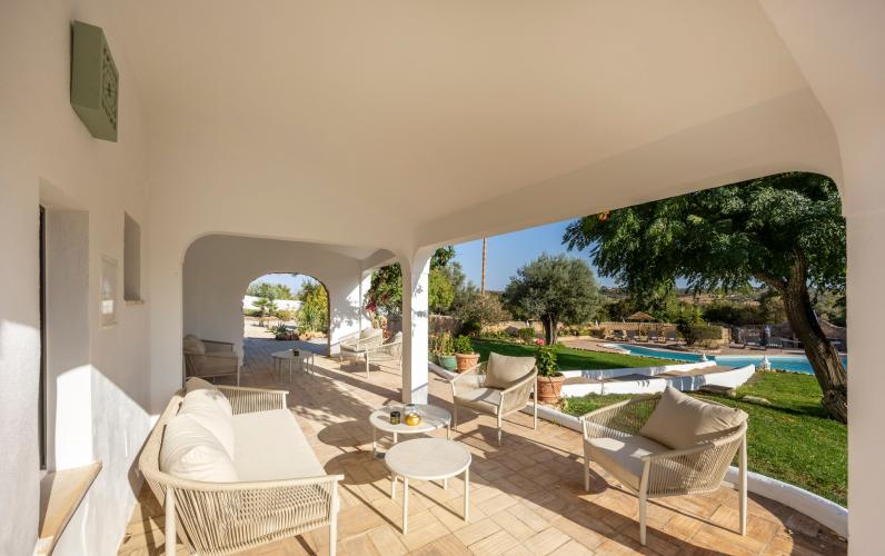 Perfect for Large Families & Groups &ndash; Easter 2027 Villa Escape