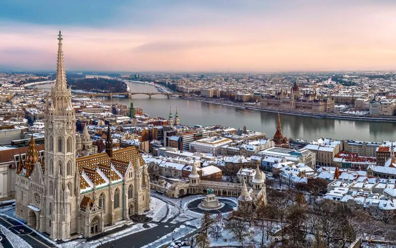 Danube&rsquo;s Imperial Cities & Yuletide Markets