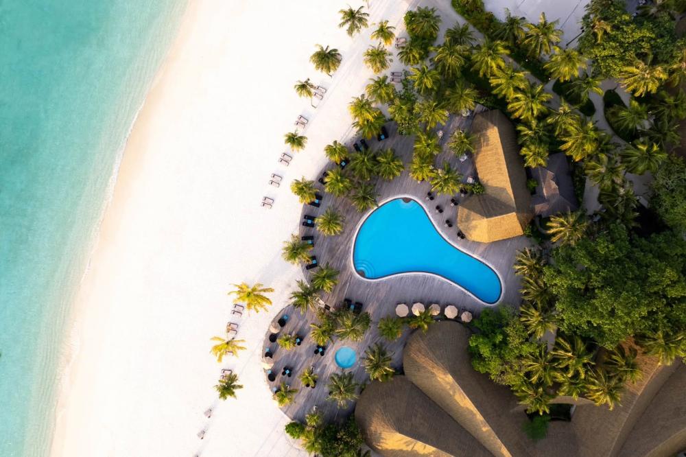 Maldives Spring Bank Family Getaway